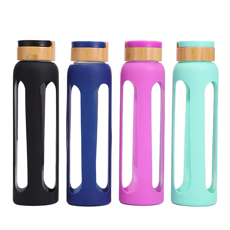 Wholesale custom sport protein spout foldable bamboo lid glass shaker water bottle with visual window silicone sleeve